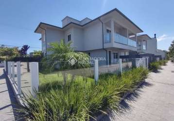Casa com 2 quartos à venda na rua tucumã, 563, praia do sonho, palhoça, 64 m2 por r$ 499.000