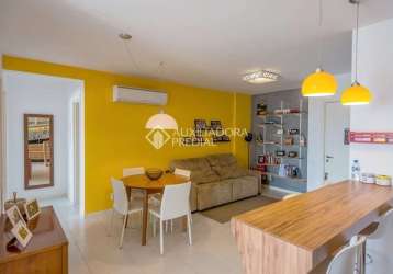 Apartamento com 2 quartos à venda na rua professor clementino de brito, 205, capoeiras, florianópolis, 71 m2 por r$ 535.000