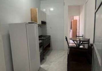 Apartamento com 1 dormitório para alugar, 50 m² por r$ 1.500,00/mês - pitangueiras - lauro de freitas/ba