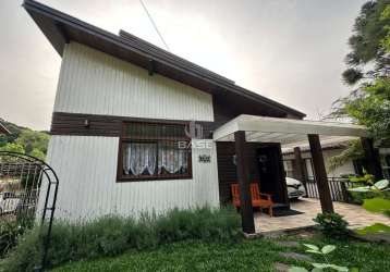 Casa com 3 quartos à venda na rua bruno ernesto riegel, 106, planalto, gramado, 200 m2 por r$ 1.480.000