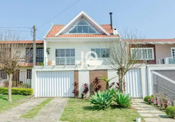 Sobrado triplex no pilarzinho - j8