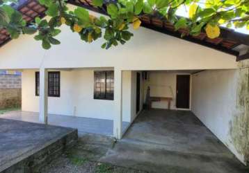 Casa a venda na região central,localizada no bairro itapema do norte/itapoá