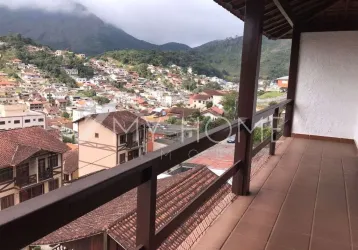 Casa com 2 quartos à venda na rua júlio rosa, 120, tijuca, teresópolis, 105 m2 por r$ 530.000
