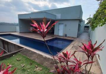 Casa em condomínio à venda com 3 quarto(s)