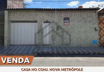 Vendo casa com 3 quartos (sendo duas suítes) no nova metrópole com estrutura para construir