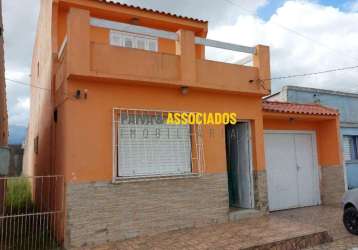 Casa com 3 quartos à venda na joaquim caetano, 1120, centro, jaguarão por r$ 450.000