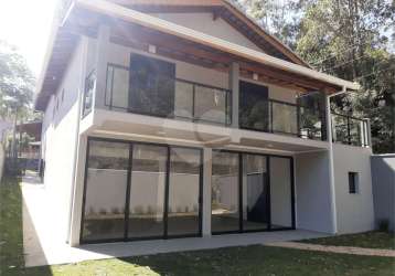 Casa para venda e locação em condomínio de atibaia