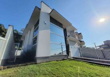Casa em condomínio fechado com 3 quartos à venda na rua das cabreúvas, 203, pedra branca, palhoça por r$ 1.950.000