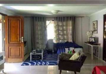 Casa com 3 dormitórios à venda, 216 m² por r$ 800.000 - itaipu - niterói/rj
