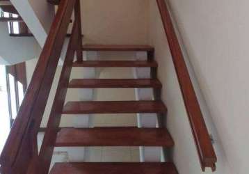 Casa de condomínio para venda com 530 metros quadrados com 3 quartos