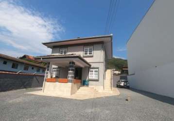 Casa com 1 quarto à venda na rua governador jorge lacerda, 1111, velha, blumenau, 230 m2 por r$ 900.000