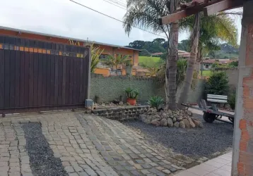 Casa com 3 quartos à venda na rua max malschitzky, 37, colonial, são bento do sul, 108 m2 por r$ 450.000
