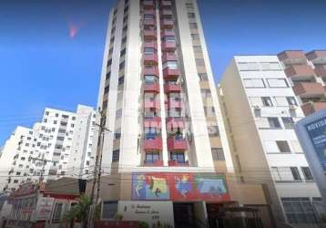 Apartamento com 3 quartos à venda na avenida mauro ramos, 699, centro, florianópolis, 119 m2 por r$ 850.000