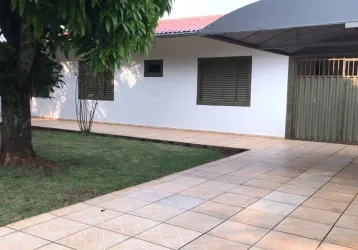 Casa à venda com 4 quarto(s)