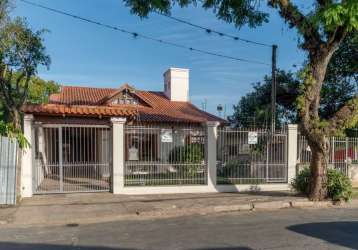 Casa com 4 quartos à venda na rua landel de moura, 2387, tristeza, porto alegre por r$ 950.000