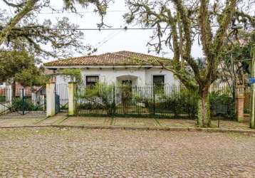 Casa com 3 quartos à venda na rua nossa senhora aparecida, 59, vila conceição, porto alegre por r$ 1.990.000