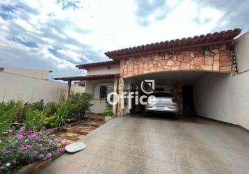 Casa com 3 dormitórios à venda, 200 m² por r$ 550.000,00 - jardim ana paula - anápolis/go