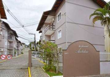 Apartamento com 2 quartos para alugar na rua divinópolis, 445, velha central, blumenau, 66 m2 por r$ 1.200