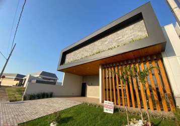 Casa com 3 quartos à venda na r luis xiv, centro, umuarama, 200 m2 por r$ 1.500.000