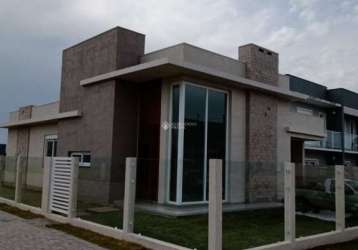 Casa com 3 quartos à venda na lateral, 230, bosque do albatroz, osório, 115 m2 por r$ 750.000