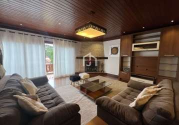 Apartamento com 3 quartos para alugar na vila iara, campos do jordão  por r$ 7.500