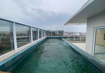 Cobertura a venda com 340 metros privativos, 3 suítes, piscina privativa no bairro kobrasol, são josé/sc.