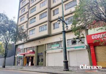 Apartamento com 3 quartos à venda na rua barão do rio branco, 519, centro, curitiba por r$ 310.000