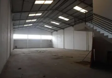 Galpões/Depósitos/Barracões na Avenida Martim Félix Berta em Porto