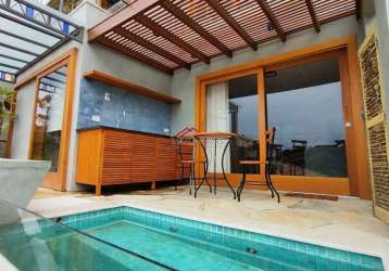 Casa em condomínio com piscina privativa para locação anual no centro de búzios