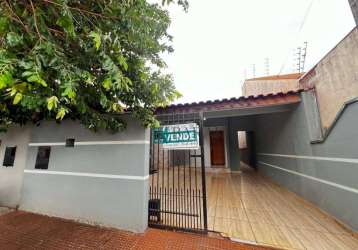 Casa com 2 dormitórios à venda, 70 m² por r$ 180.000,00 - residencial araucaria - floresta/pr
