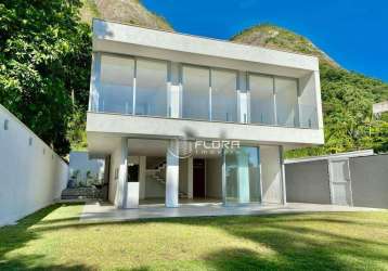 Casa com 3 dormitórios à venda, 148 m² por r$ 2.390.000,00 - itacoatiara - niterói/rj
