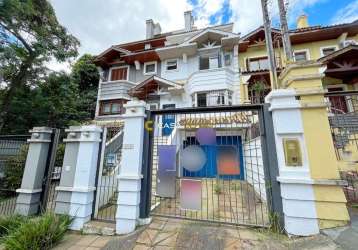 Casa com 4 quartos à venda na rua almirante mariath, 168, tristeza, porto alegre por r$ 1.190.000