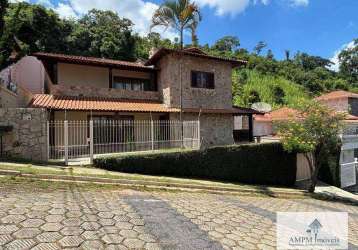 Casa com 5 dormitórios à venda, 497 m² por r$ 1.350.000,00 - morro chic - itajubá/mg