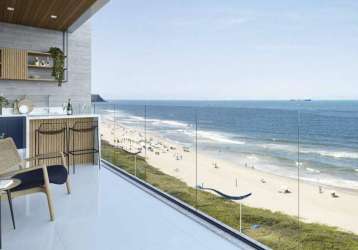 Apartamento frente mar no bay house praia brava com 226,07m² de área privativa e 04 suítes.