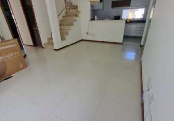 Cobertura 4/4 à venda em buraquinho