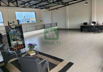 Casa comercial com 1 sala à venda no alto umuarama, uberlândia  por r$ 1.500.000