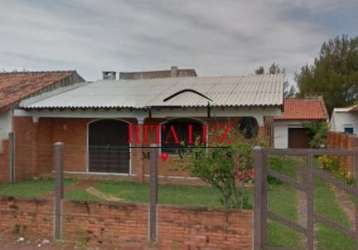 Casa com 3 quartos à venda na doutor bezerra de menezes, 490, centro, cidreira por r$ 300.000
