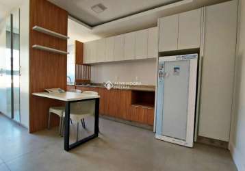 Apartamento com 1 quarto para alugar na rua oge fortkamp, 157, trindade, florianópolis, 40 m2 por r$ 2.900