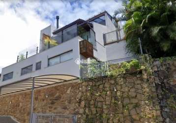 Casa com 3 quartos para alugar na rua joão henrique gonçalves, 313, lagoa da conceição, florianópolis, 221 m2 por r$ 20.000