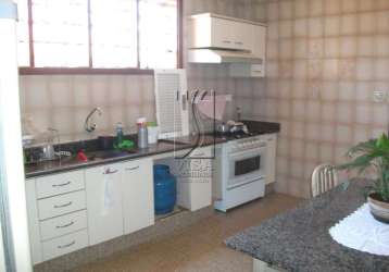Residencial com 2 dormitórios à venda por r$550.000 - vila ouro verde - assis/sp