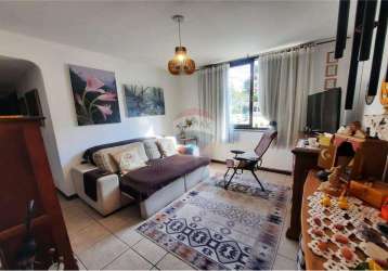Apartamento térreo em condomínio à venda no bairro tijuca/ teresópolis com 3 quartos e portaria 24 horas