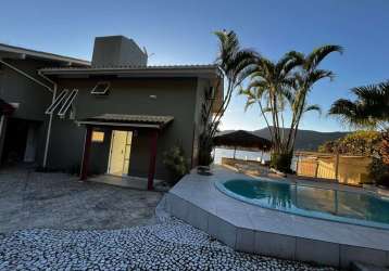 Casa com 4 quartos para alugar no lagoa da conceição, florianópolis  por r$ 16.500