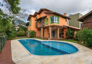 Casa em condomínio fechado com 3 quartos para alugar no lagoa da conceição, florianópolis  por r$ 13.000