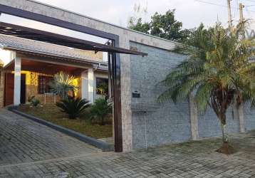 Casa em jd. iguaçu  -  araucária