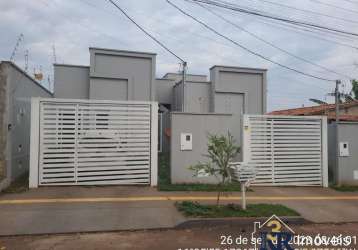 Casa com 2 quartos à venda na 19 de novembro, 2, setor estrela dalva, goiânia por r$ 350.000