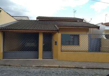 Casa com 3 dormitórios à venda, 260 m² por r$ 1.200.000,00 - centro - atibaia/sp