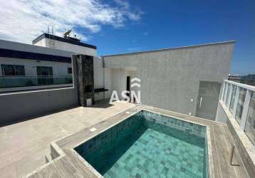 Cobertura duplex com piscina, com 3 dormitórios à venda, 166 m² por r$ 900.000 - costazul - rio das ostras/rj