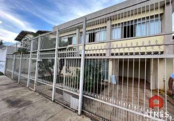 Sobrado com 3 dormitórios à venda, 238 m² por r$ 550.000,00 - setor dos funcionários - goiânia/go