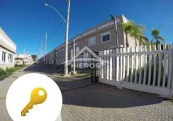 Casa em condomínio fechado com 2 quartos à venda na rua das espatódeas, 170, ponta grossa, porto alegre por r$ 230.000