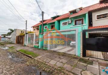 Casa com 3 quartos à venda na rua dos guenoas, 897, guarujá, porto alegre por r$ 420.000